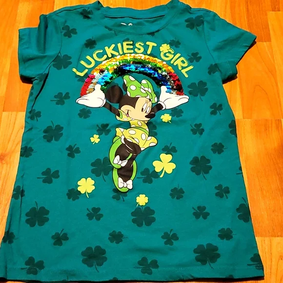 Disney tee - Picture 1 of 3